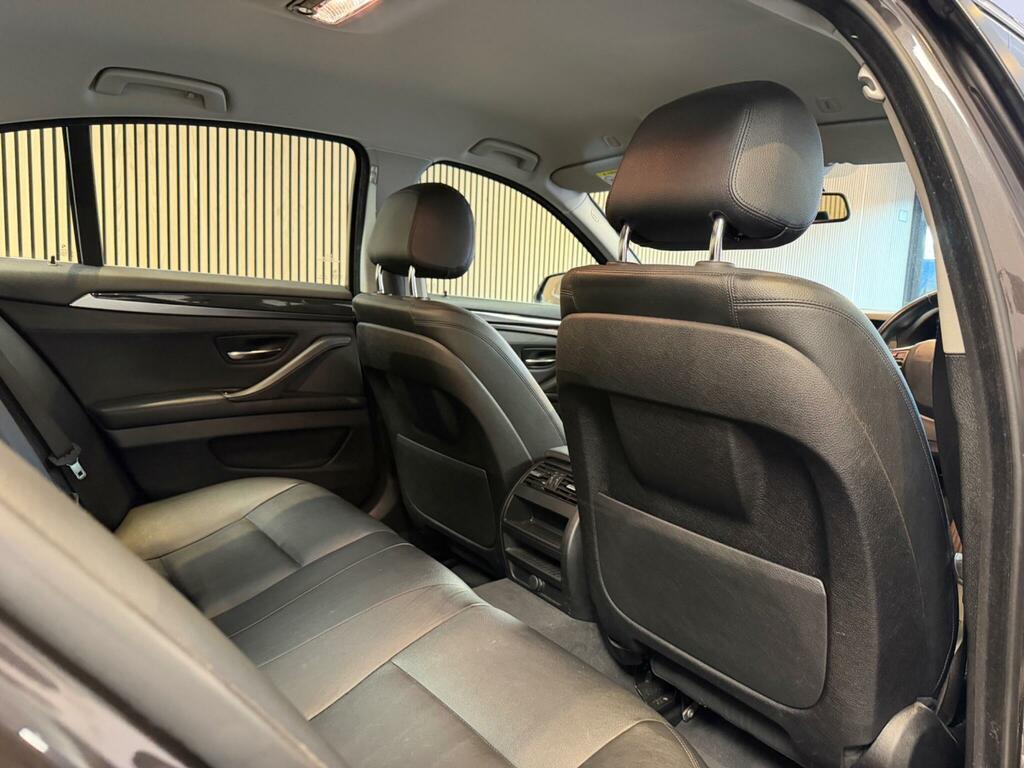 BMW 5 Series Estate 2.0 520D M Sport Touring Euro 6 Ss Black #25