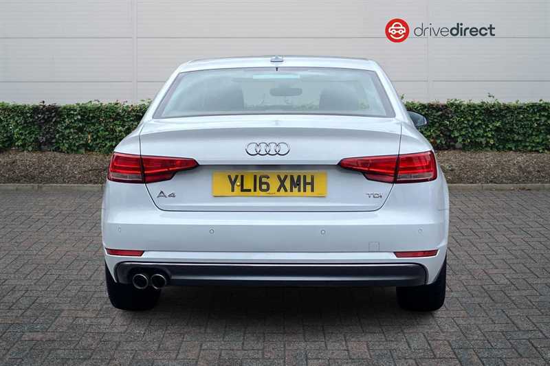 Audi A4 2.0 Tdi Ultra Sport Saloon S Tronic Eur White #4
