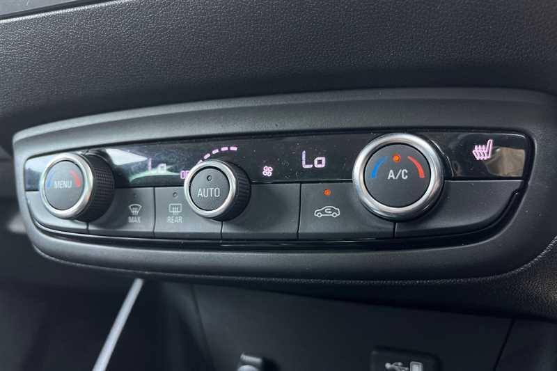 Vauxhall Crossland Ultimate Turbo Silver #14