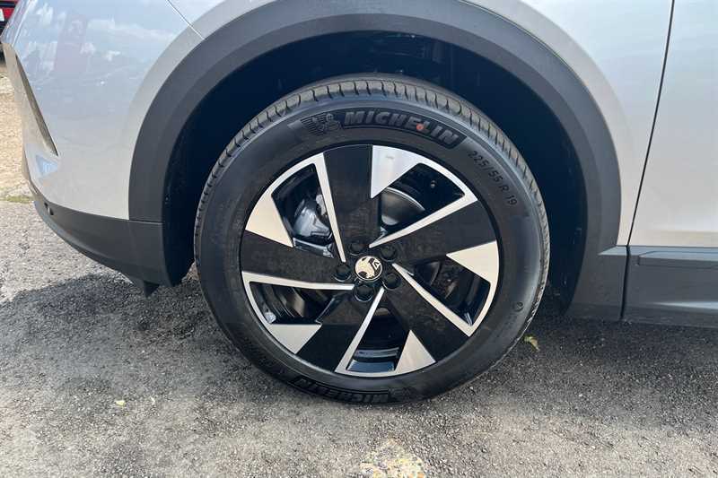 Vauxhall Grandland Ultimate Blue #10