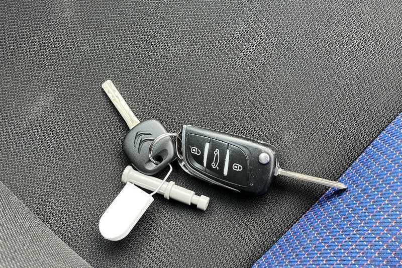 Citroen C1 1.0 Vti 72 Urban Ride Black #36