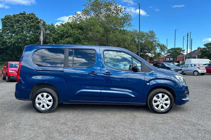 Vauxhall Combo Life 1.5 Turbo D Se XL Mpv 6Spd Euro Blue #2