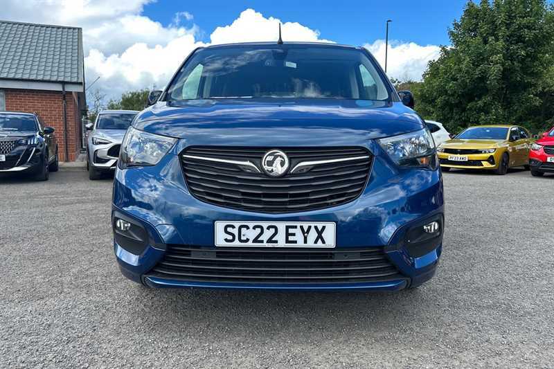Vauxhall Combo Life 1.5 Turbo D Se XL Mpv 6Spd Euro Blue #4