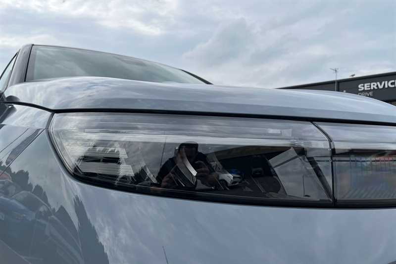 Vauxhall Grandland 1.2 Hybrid 145 Gs E-dct6 Silver #28