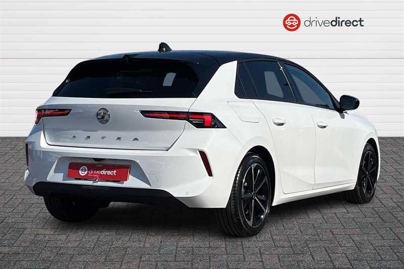 Vauxhall Astra 1.2 Turbo Griffin Hatchback Euro WU26YKM White #3