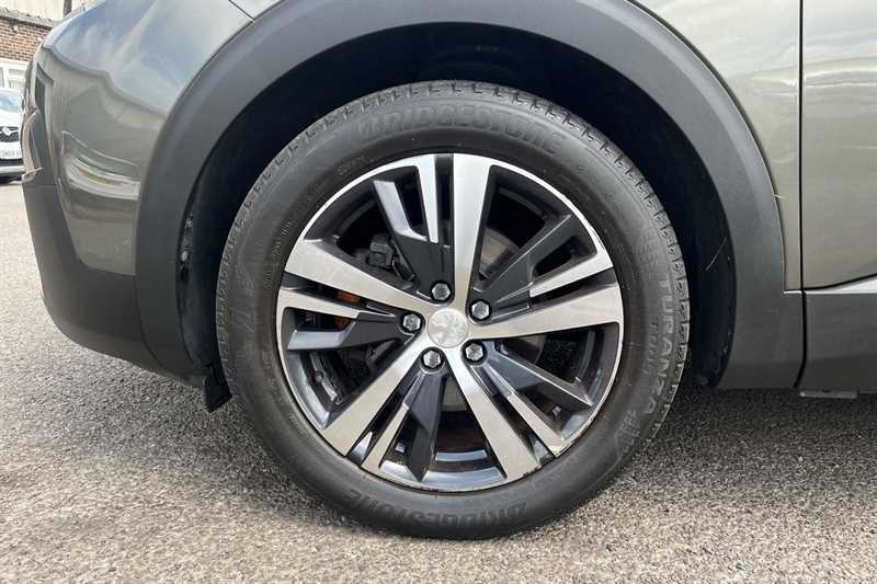 Peugeot 5008 1.5 Bluehdi Gt Line Premium Suv Eat Grey #9