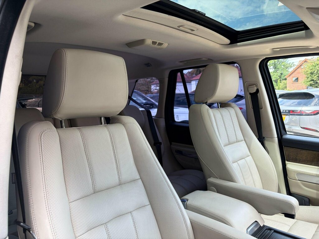 Land Rover Range Rover Sport Range Rover Sport Sdv6 Black #22