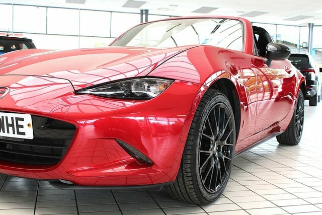 Mazda 121 Skyactiv-g Launch Edition Convertible Red #2