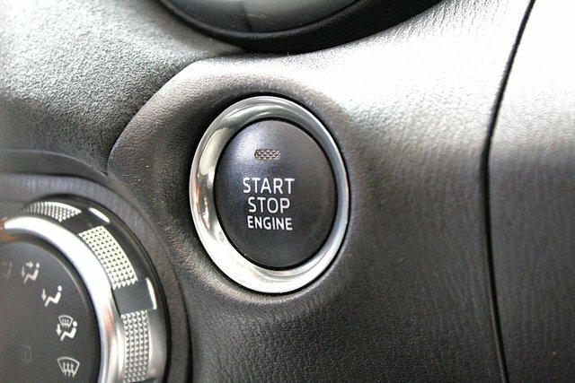 Mazda 121 Rf Se-l Nav White #22