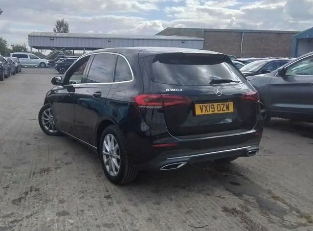 Mercedes-Benz B Class B180d Sport Executive Mpv Black #2