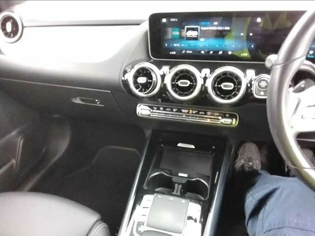 Mercedes-Benz B Class B180d Sport Executive Mpv Black #3