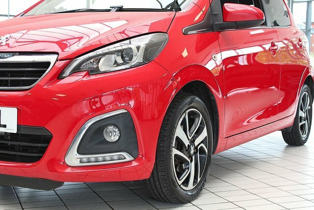 Peugeot 108 Puretech Allure Hatchback Red #2