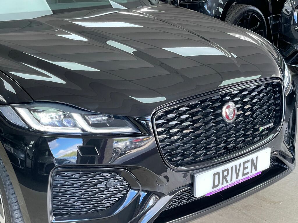 Jaguar F-Pace Diesel Black #3