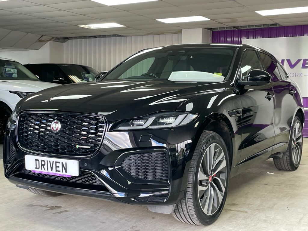 Jaguar F-Pace Diesel Black #6