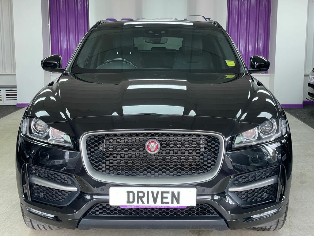 Jaguar F-Pace Diesel Black #5