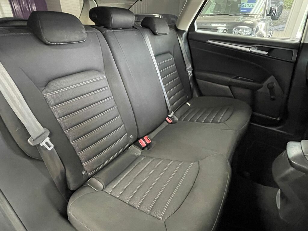 Ford Mondeo 2.0 Hybrid Titanium Edition Front Rea Silver #23