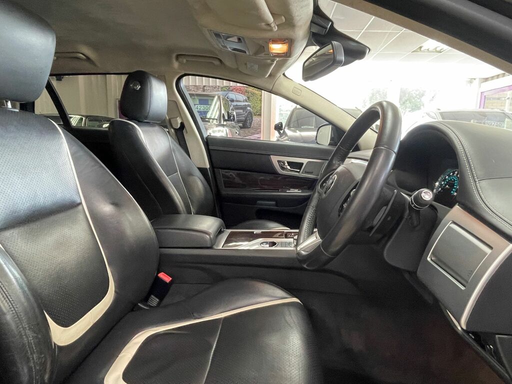Jaguar XF 2014 2.2D Luxury Sportbrake Euro 5 Blue #20