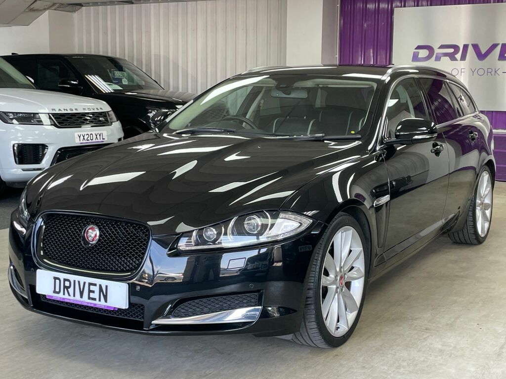 Jaguar XF Diesel Black #6