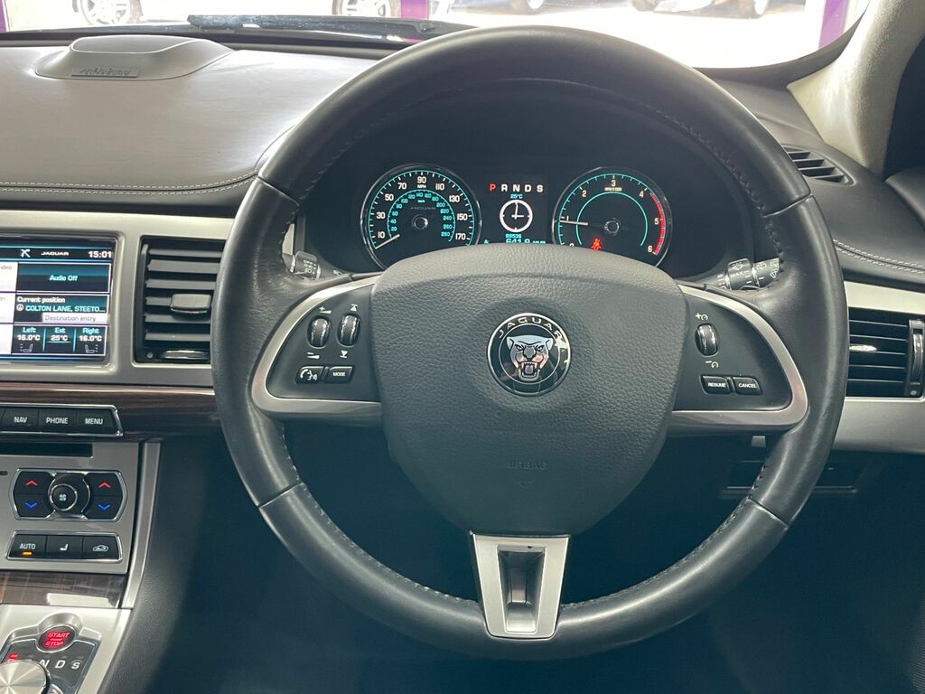 Jaguar XF 2014 2.2D Luxury Sportbrake Euro 5 Blue #33