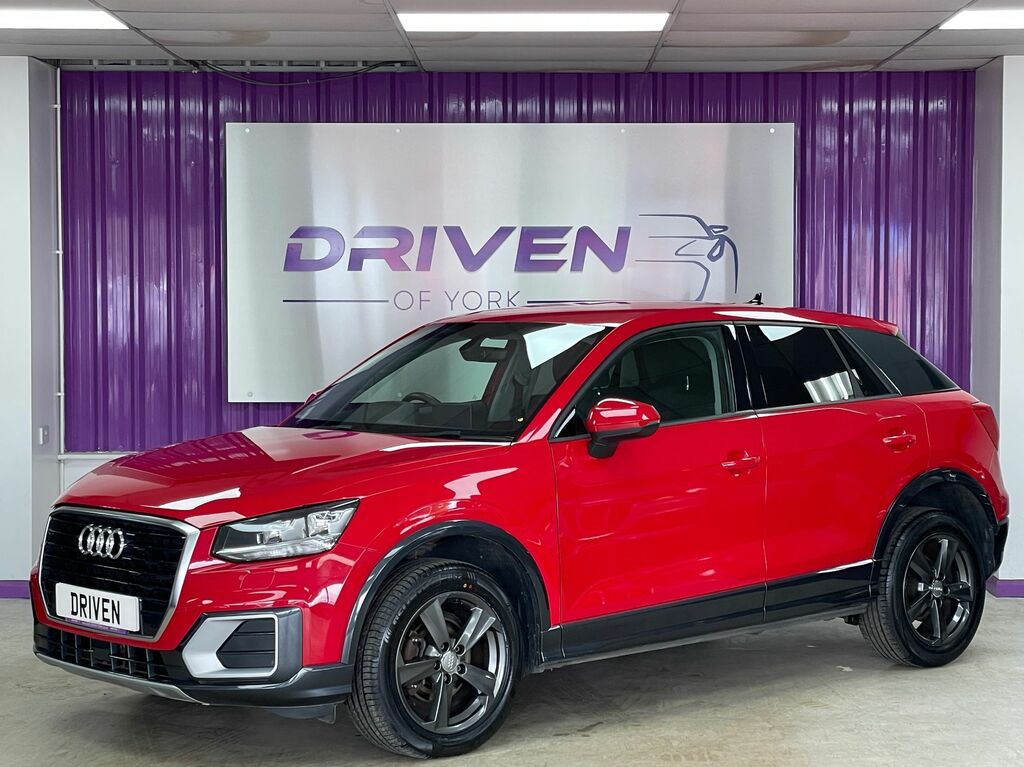 Audi Q2 Q2 Sport 30 Tdi S-a Red