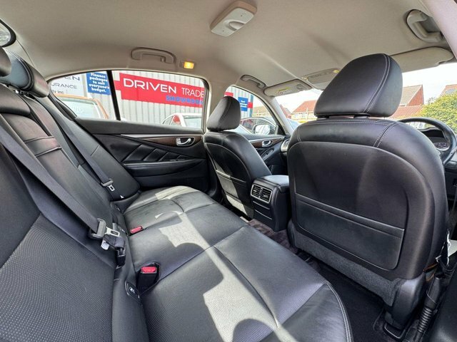 Infiniti Q50 2015 2.1 Sport D 168 Bhp Black #18