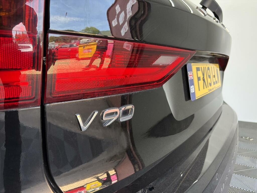 Volvo V90 Cross Country D4 Awd Plus Black #12
