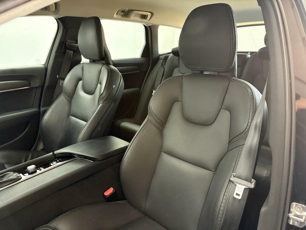 Volvo V90 Cross Country D4 Awd Plus Black #32