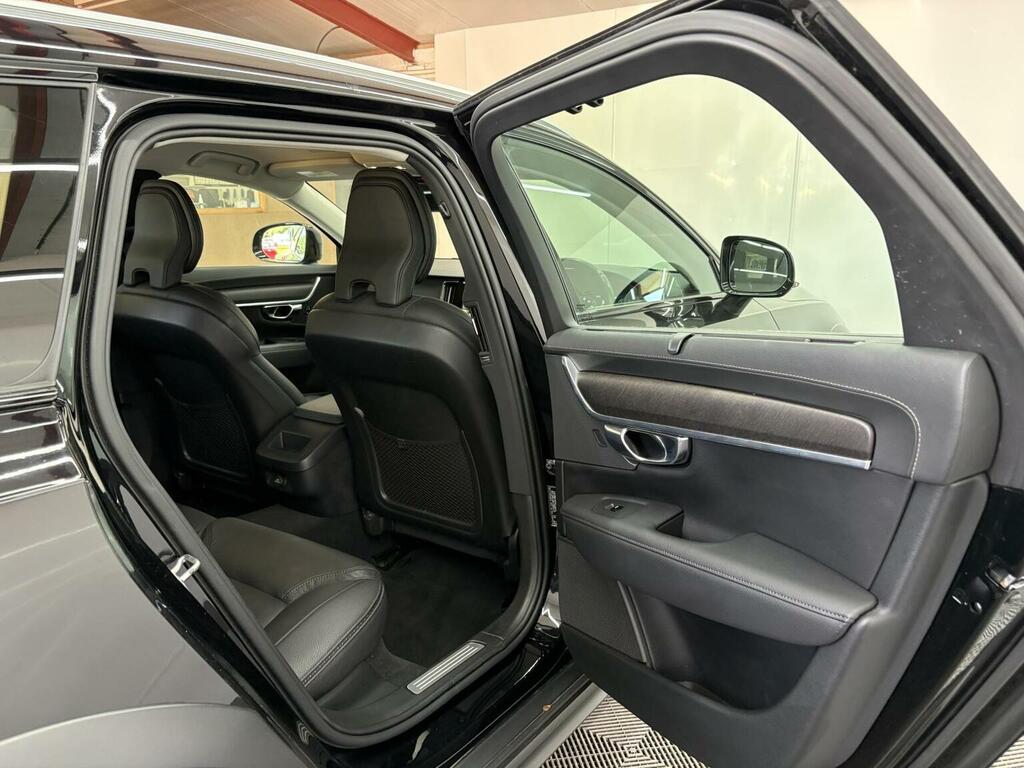 Volvo V90 Cross Country D4 Awd Plus Black #17