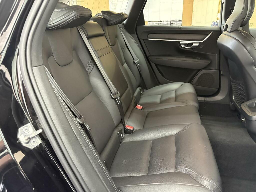 Volvo V90 Cross Country D4 Awd Plus Black #19