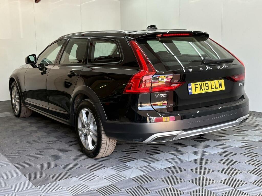 Volvo V90 Cross Country D4 Awd Plus Black #10