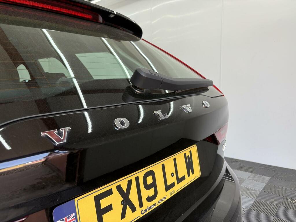 Volvo V90 Cross Country D4 Awd Plus Black #13