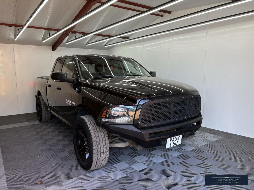 Dodge RAM Pickup 5.7 Ram 1500 Quad Cab 5.7 Hemi 201568 Black