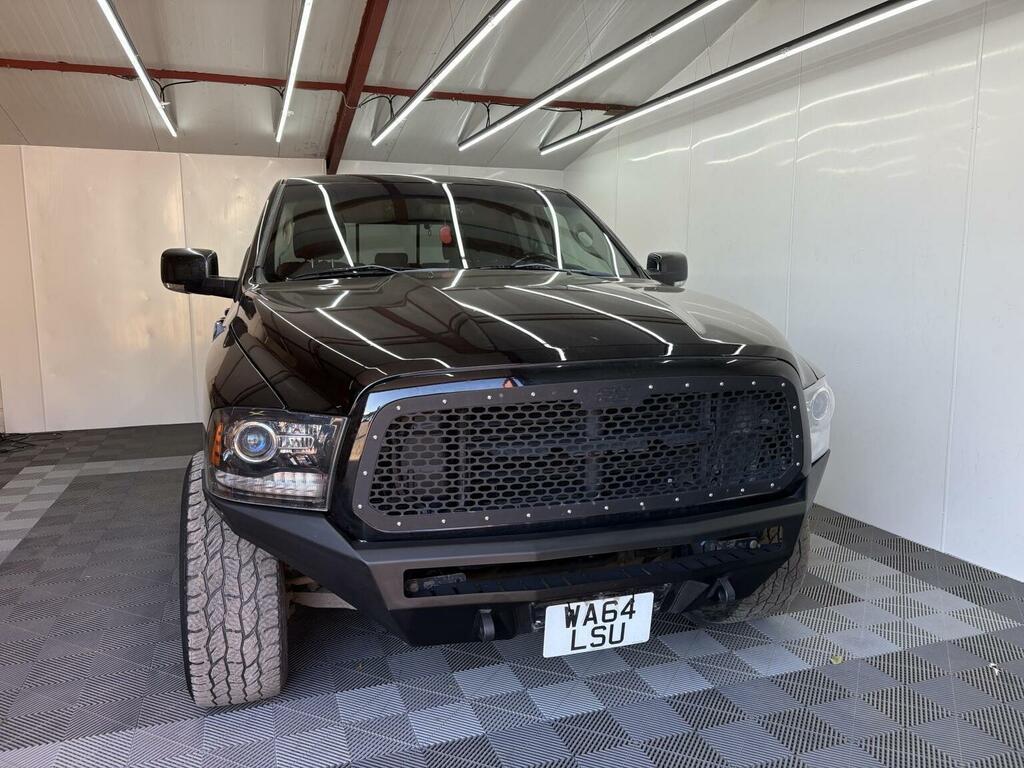 Dodge RAM Pickup 5.7 Ram 1500 Quad Cab 5.7 Hemi 201568 Black #3