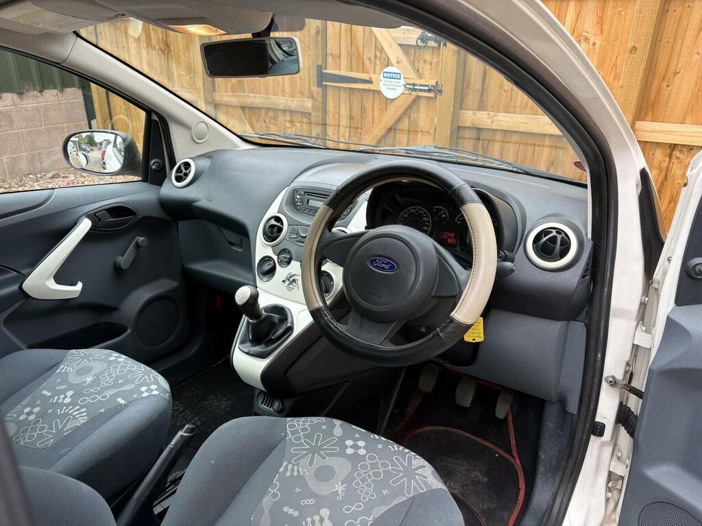Ford KA Hatchback 1.2 Studio Euro 4 200959 White #4