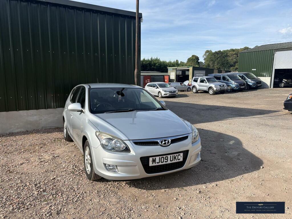 Hyundai I30 Hatchback 1.4 Comfort Euro 4 200909 Silver