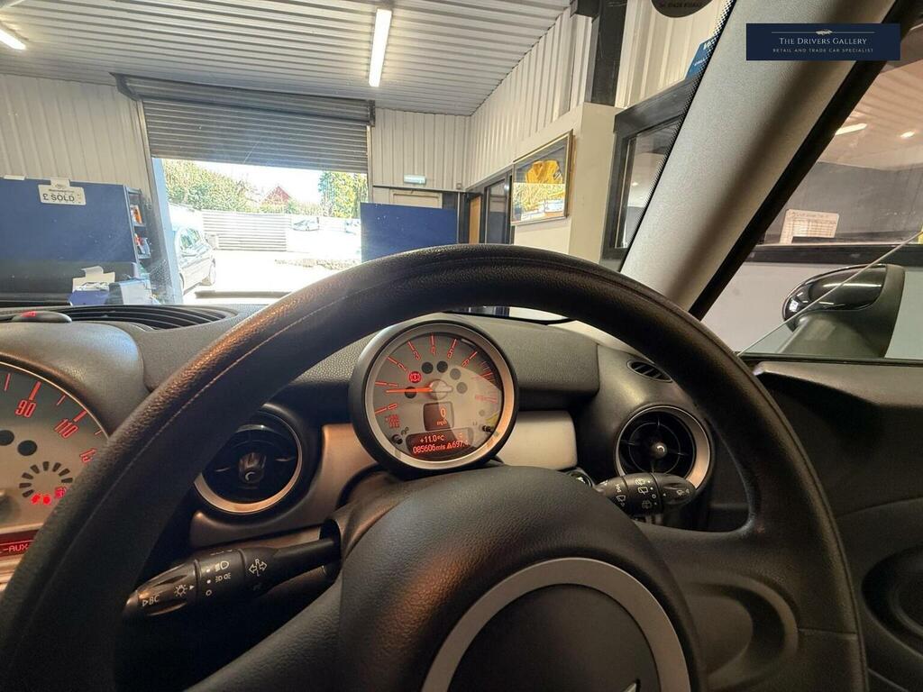 Mini Hatch , 1.6 , Ulez Free ,Sun Roof , Warranty Black #10