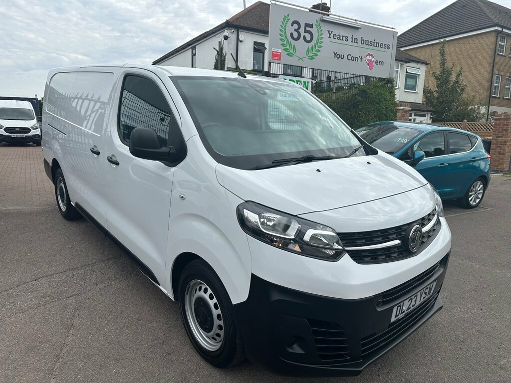 Vauxhall Vivaro 1.5 Turbo D 2900 Prime Panel Van 6Dr White