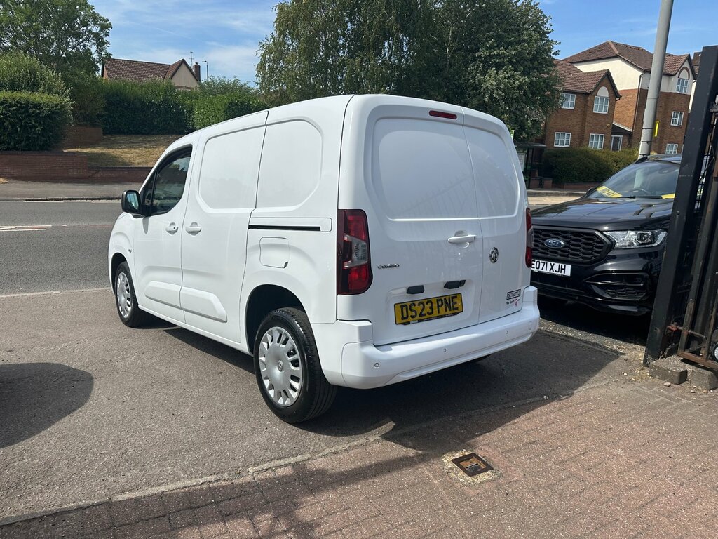 Vauxhall Combo 1.5 Turbo D 2300 Pro Panel Van L White #5