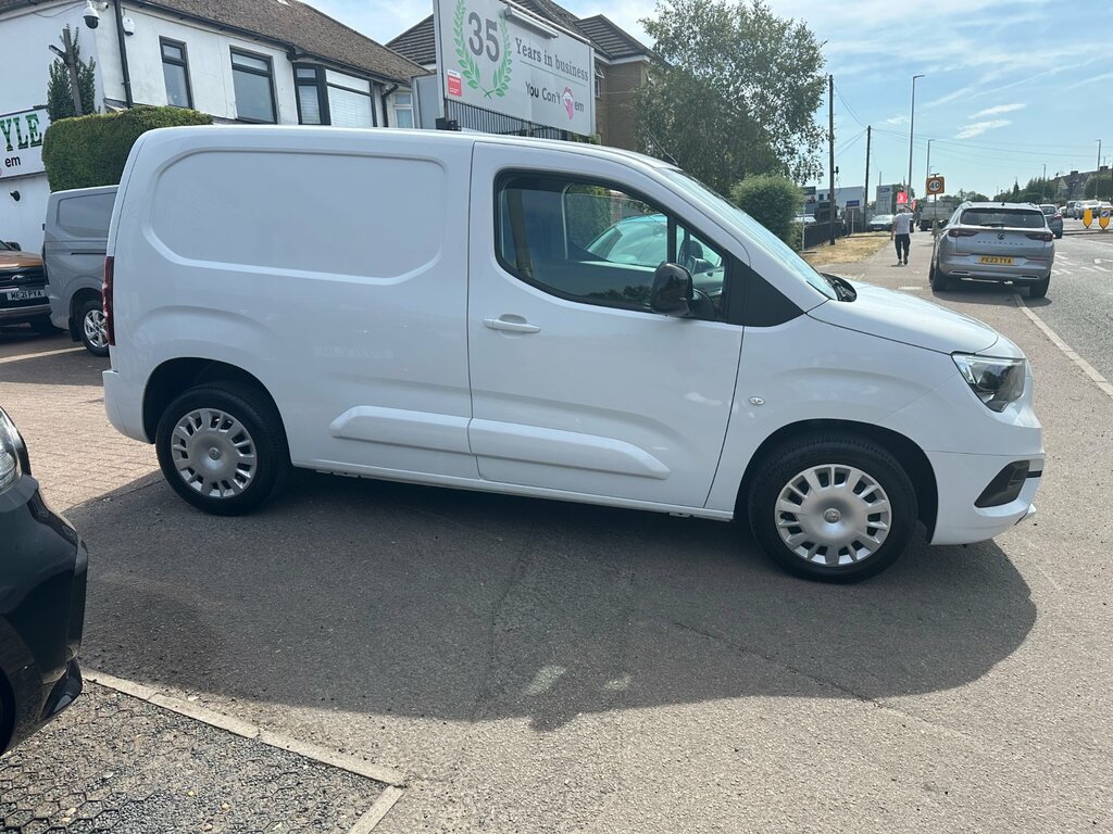 Vauxhall Combo Vauxhall Combo 1.5 Turbo D 2300 Pro L1 H1 Euro 6 Grey #8