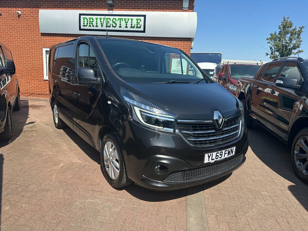 Renault Trafic 2.0 Dci Energy 28 Sport Nav Panel Van M Black