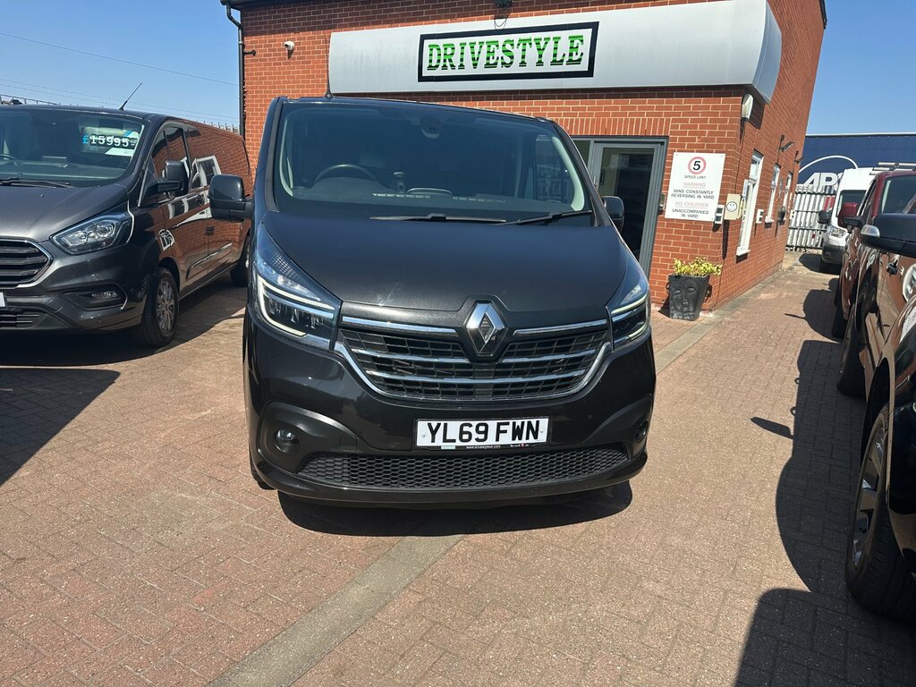 Renault Trafic 2.0 Dci Energy 28 Sport Nav Panel Van M Black #2