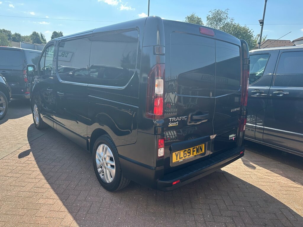 Renault Trafic 2.0 Dci Energy 28 Sport Nav Panel Van M Black #5
