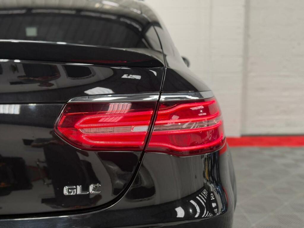 Mercedes-Benz GLC Class 250D 4Matic Amg Line 9G-tronic White #30