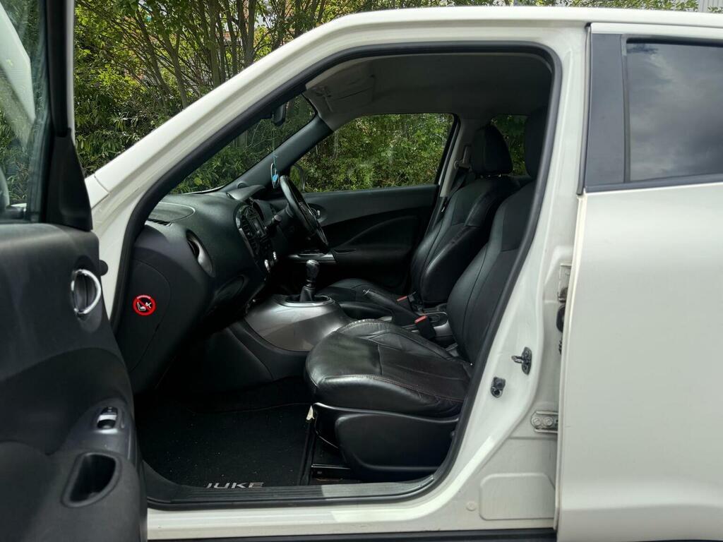 Nissan Juke Acenta Premium Dci 5-Door Red #24