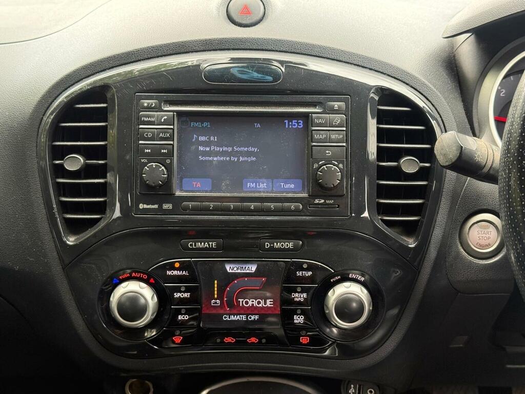 Nissan Juke Acenta Premium Dci 5-Door Red #19