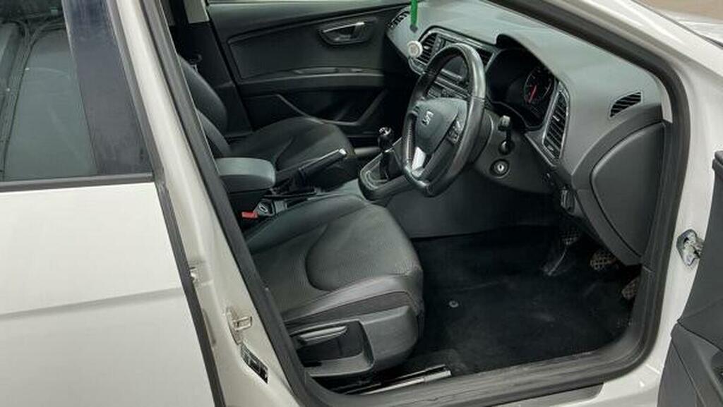 Seat Leon 2.0 Tdi Cr Fr Sport Tourer Euro White #9