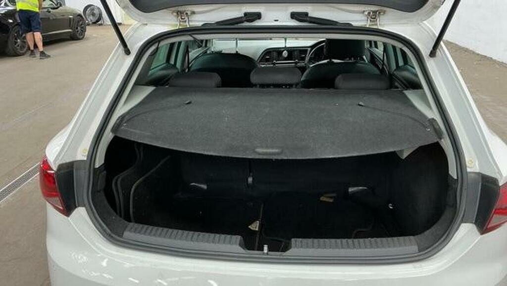 Seat Leon 2.0 Tdi Cr Fr Sport Tourer Euro White #13