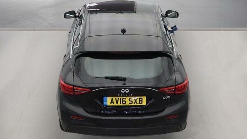 Infiniti Q30 1.5D Premium Euro 6 Ss Black #6