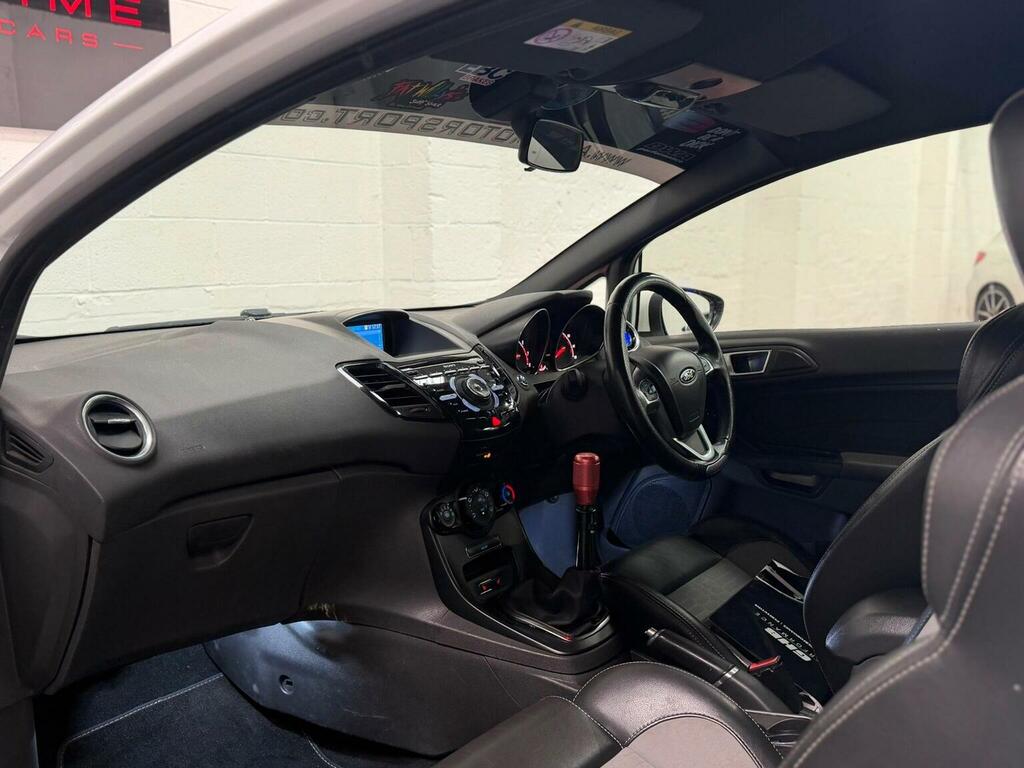 Ford Fiesta 1.25 Zetec Euro 5 Silver #18