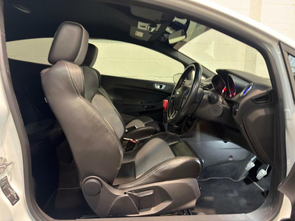 Ford Fiesta 1.25 Zetec Euro 5 Silver #20
